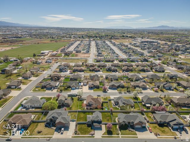 2469 W 1650 S, West Haven, UT 84401