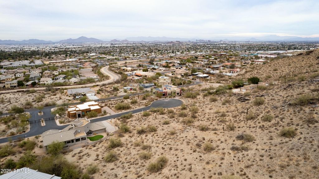 3915 E MELODY Drive 18, Phoenix, AZ 85042 — photo 2
