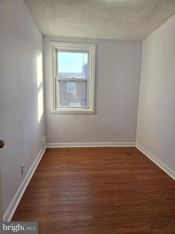 4544 ROBBINS ST, Philadelphia, PA 19135