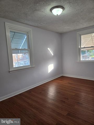 4544 ROBBINS ST, Philadelphia, PA 19135