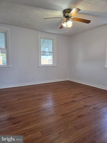 4544 ROBBINS ST, Philadelphia, PA 19135