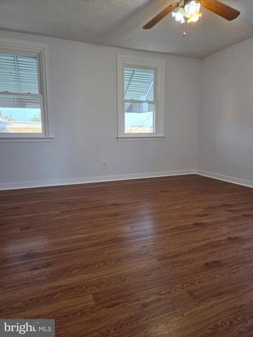 4544 ROBBINS ST, Philadelphia, PA 19135