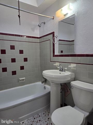 4544 ROBBINS ST, Philadelphia, PA 19135