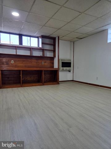 4544 ROBBINS ST, Philadelphia, PA 19135