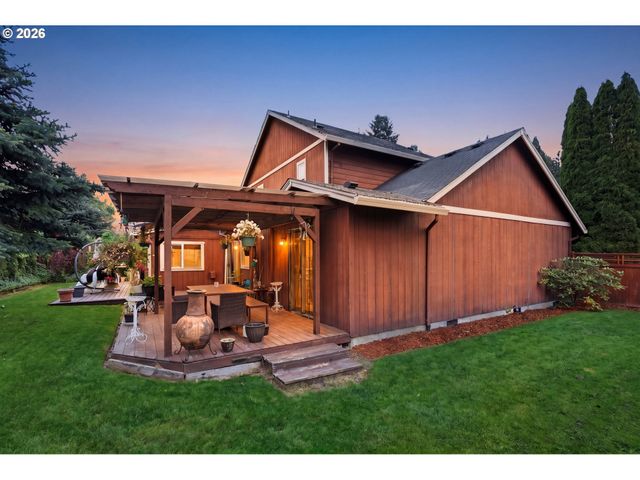5454 Se CLEARBROOK St, Hillsboro, OR 97123