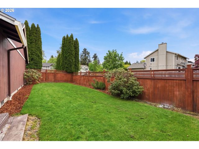 5454 Se CLEARBROOK St, Hillsboro, OR 97123