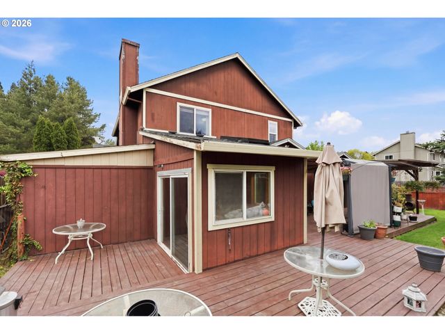 5454 Se CLEARBROOK St, Hillsboro, OR 97123