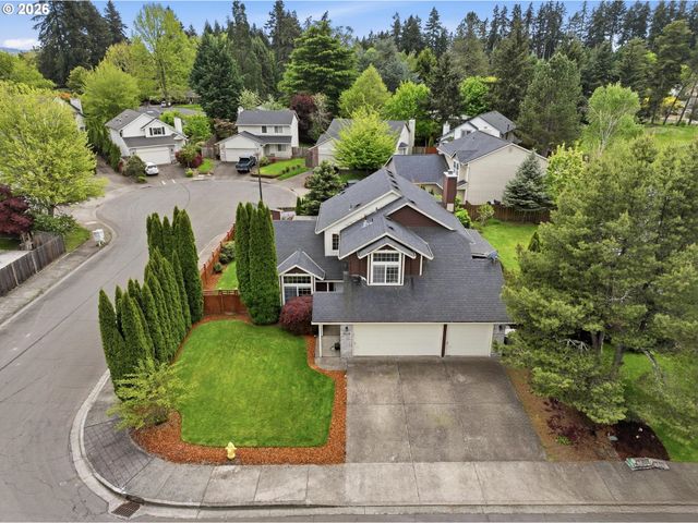 5454 Se CLEARBROOK St, Hillsboro, OR 97123