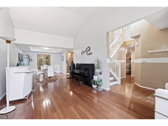 5454 Se CLEARBROOK St, Hillsboro, OR 97123