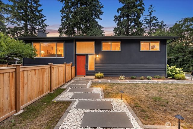 1315 N 167th Street, Shoreline, WA 98133