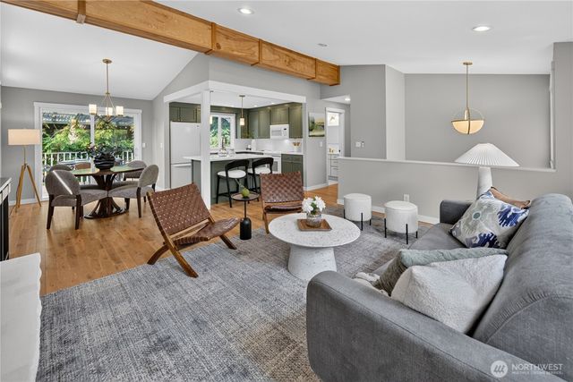 1315 N 167th Street, Shoreline, WA 98133