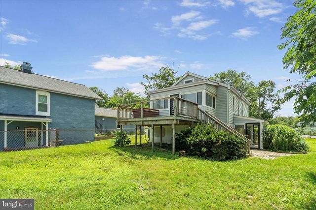 1 BEACH RD, Glen Burnie, MD 21060