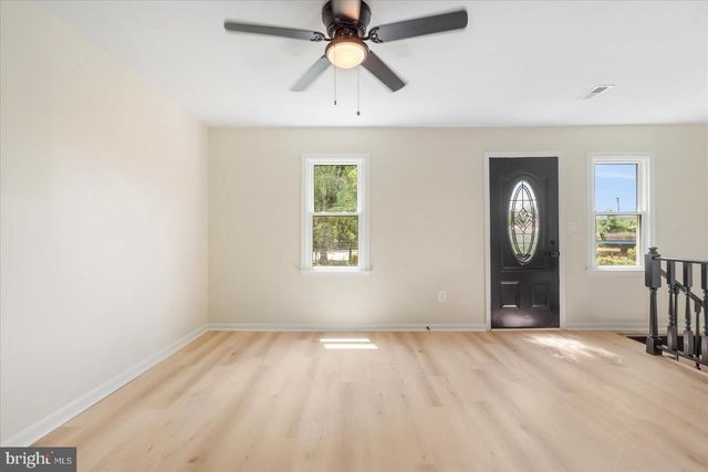 1 BEACH RD, Glen Burnie, MD 21060