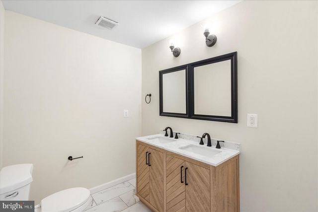 1 BEACH RD, Glen Burnie, MD 21060