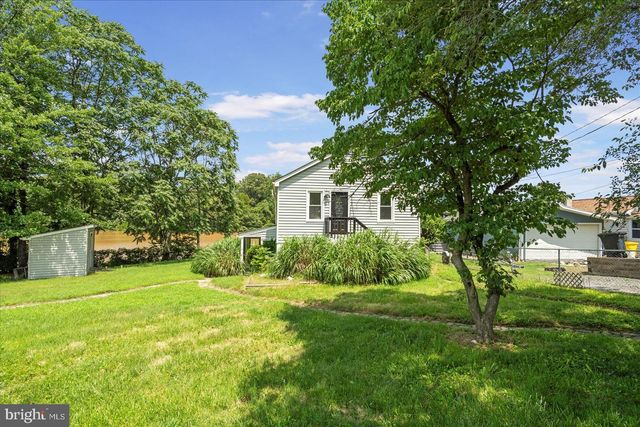 1 BEACH RD, Glen Burnie, MD 21060