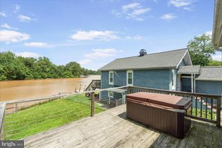 1 BEACH RD, Glen Burnie, MD 21060