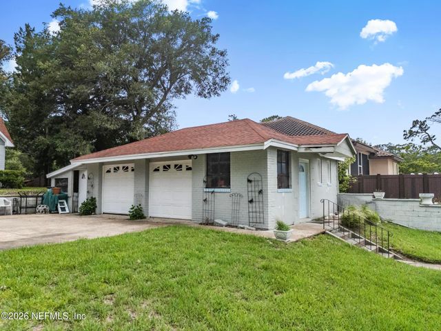 1375 CEDAR BAY Road, Jacksonville, FL 32218