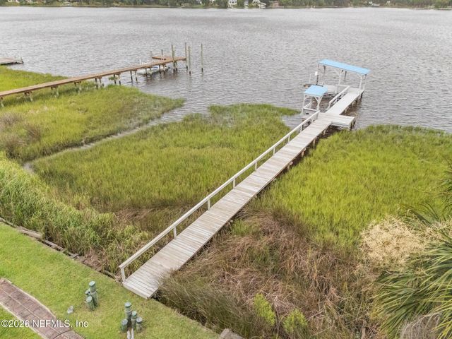 1375 CEDAR BAY Road, Jacksonville, FL 32218