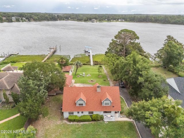 1375 CEDAR BAY Road, Jacksonville, FL 32218
