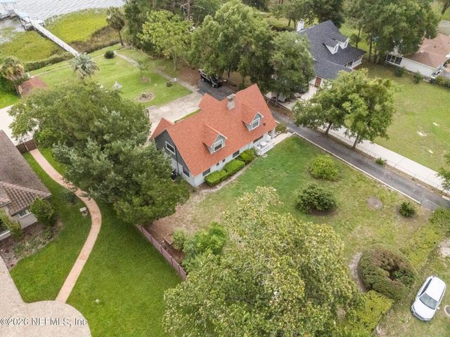 1375 CEDAR BAY Road, Jacksonville, FL 32218