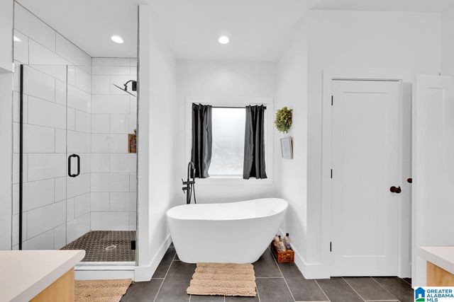 2864 CORNER ROAD, Warrior, AL 35180