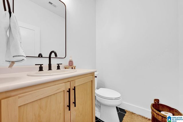 2864 CORNER ROAD, Warrior, AL 35180