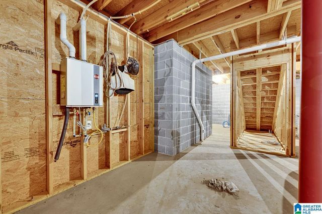 2864 CORNER ROAD, Warrior, AL 35180