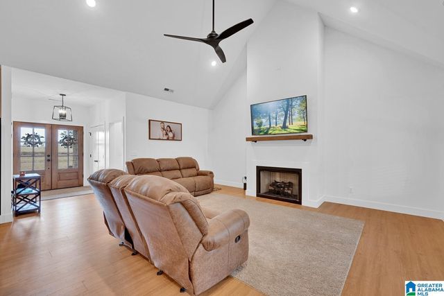 2864 CORNER ROAD, Warrior, AL 35180