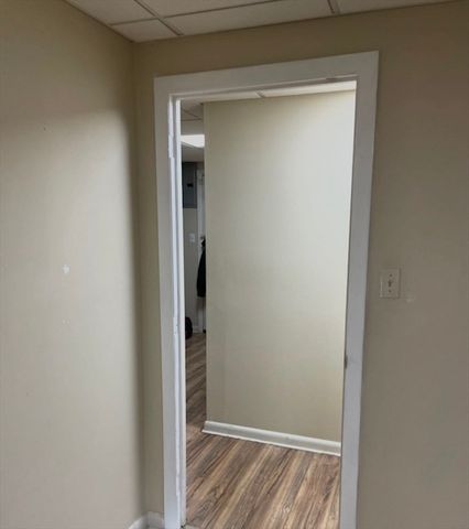 215 Chelmsford 8, Chelmsford, MA 01824