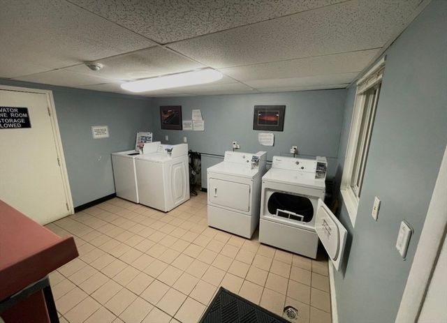 215 Chelmsford 8, Chelmsford, MA 01824