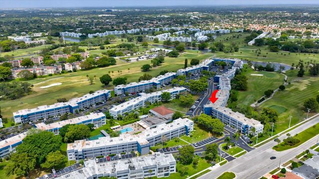 7787 Golf Circle Drive 310-k, Margate, FL 33063