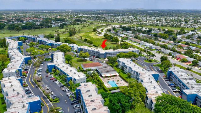 7787 Golf Circle Drive 310-k, Margate, FL 33063