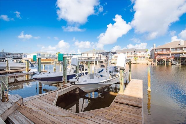 15421 Seamount Cay Ct 202, Corpus Christi, TX 78418