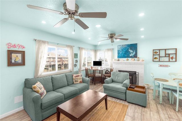 15421 Seamount Cay Ct 202, Corpus Christi, TX 78418