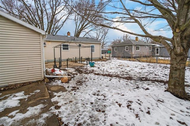 403 1St Street, Washburn, IA 50702