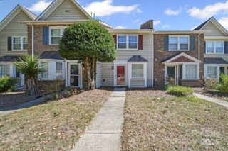 8217 Pineville Matthews Road, Charlotte, NC 28226
