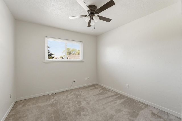 1512 S 8th Street, La Porte, TX 77571