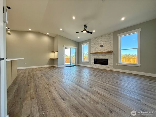 994 Alida Court SE, Ocean Shores, WA 98569