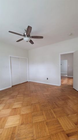 182 Lowell Avenue, Floral Park, NY 11001