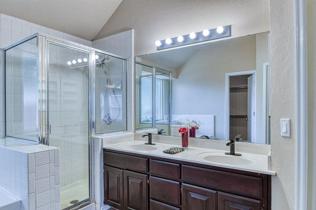 1509 Louis Scott Street, Edmond, OK 73003