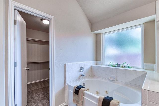 1509 Louis Scott Street, Edmond, OK 73003