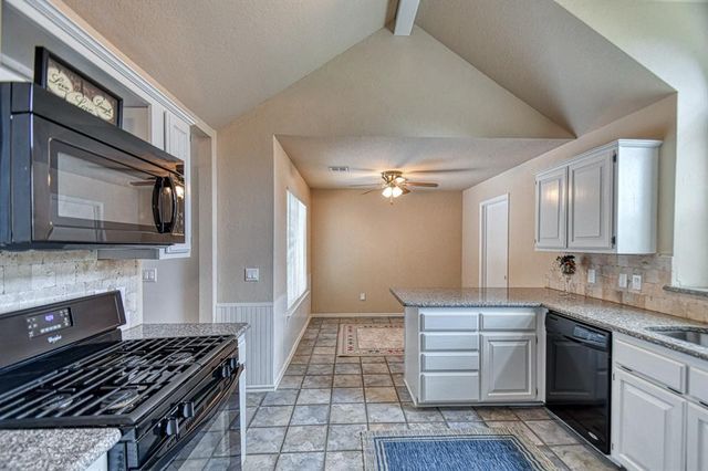 1509 Louis Scott Street, Edmond, OK 73003