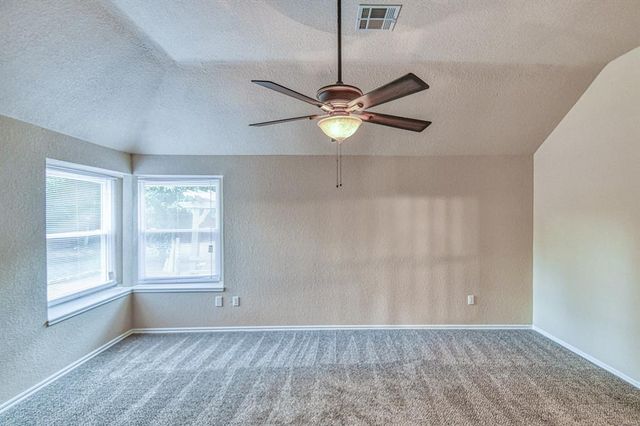 1509 Louis Scott Street, Edmond, OK 73003