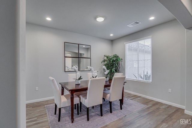 4615 Seedling Way, Bakersfield, CA 93306