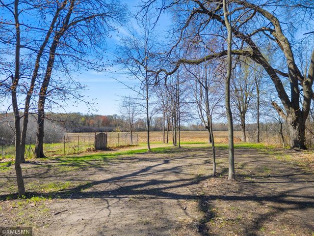 7910 Baylor Street, Wyoming, MN 55092