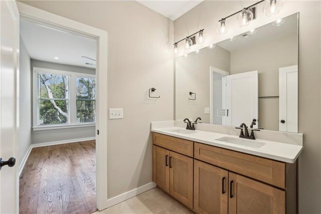 1095 Tucker Avenue 503, Atlanta, GA 30310