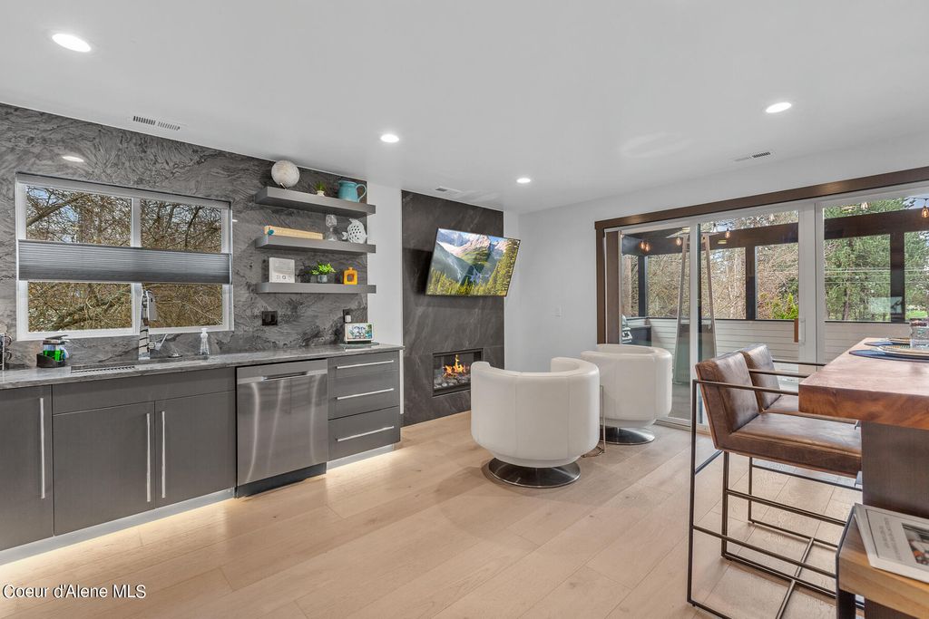 214 S 21ST ST, Coeur d'Alene, ID 83814 photo 37