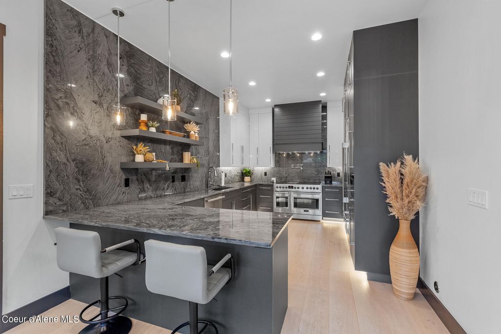 214 S 21ST ST, Coeur d'Alene, ID 83814 photo 8