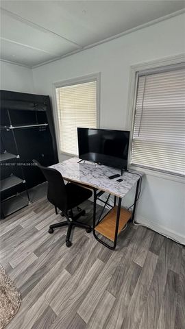 601 NE 4th Ct 7A, Hallandale Beach, FL 33009