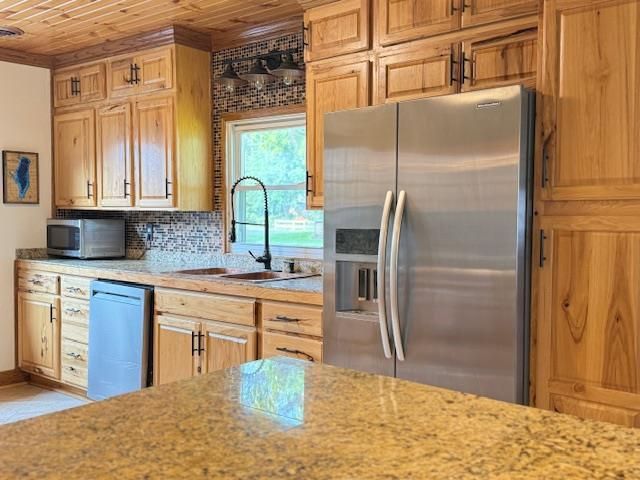 N7184 WINNEBAGO DRIVE, Fond Du Lac, WI 54935